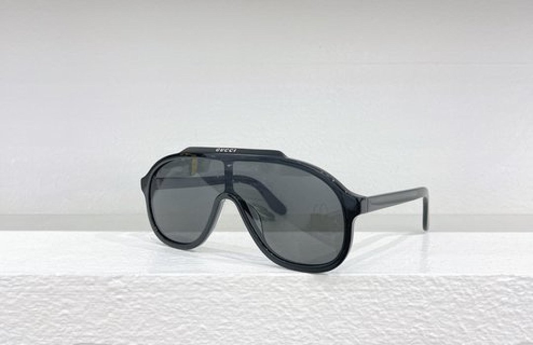 Other GUCCI Sunglasses - Image 72