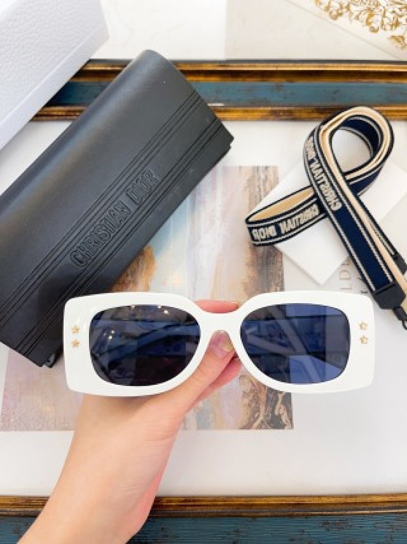 Other Dior Sunglasses - Image 68