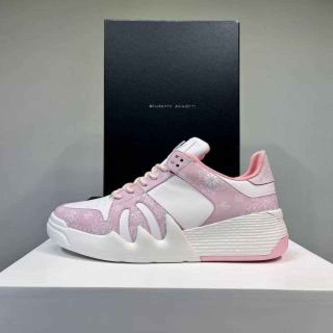 Other Giuseppe Zanotti - Image 45