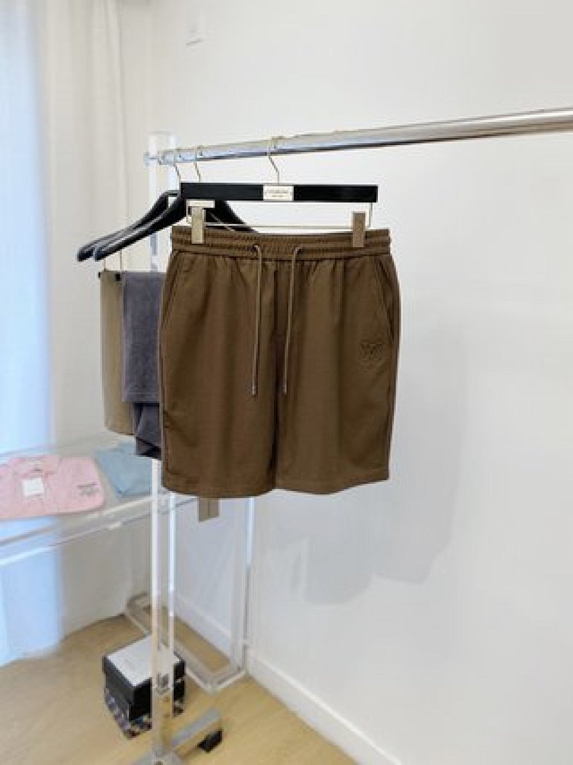 Other Lv Shorts - Image 30