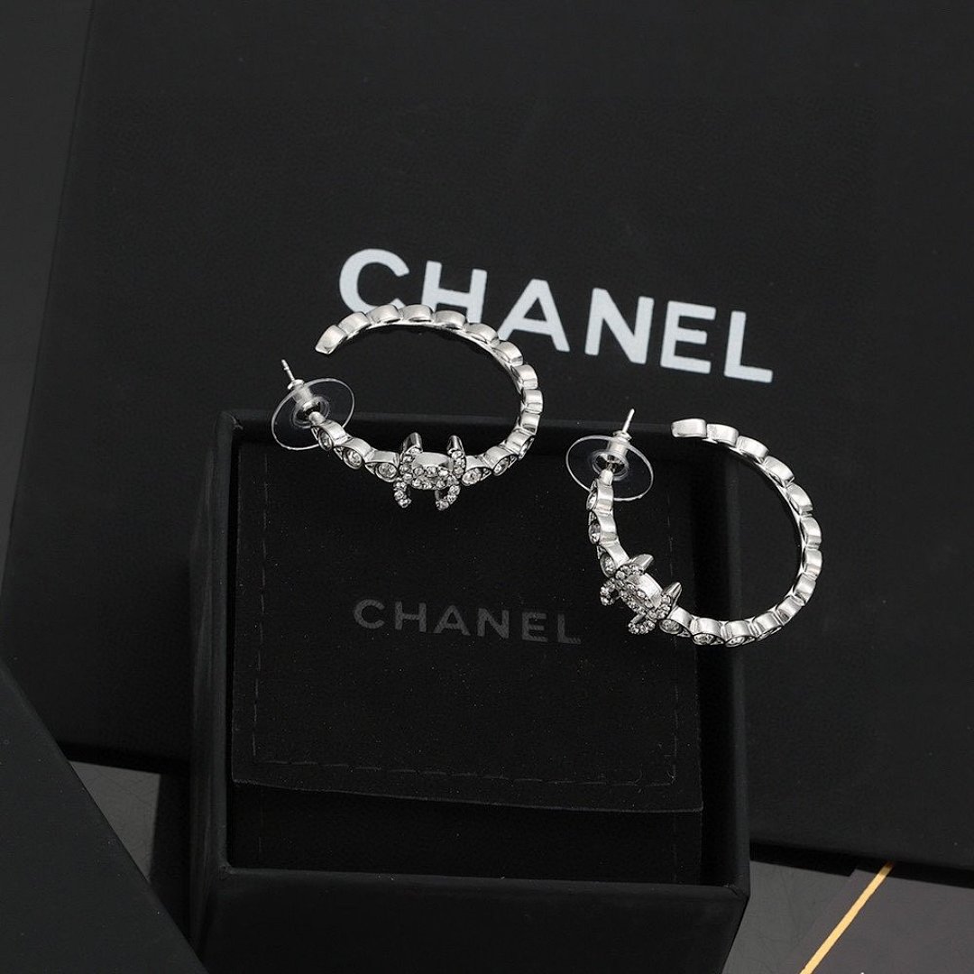 Other Chanel - Image 32
