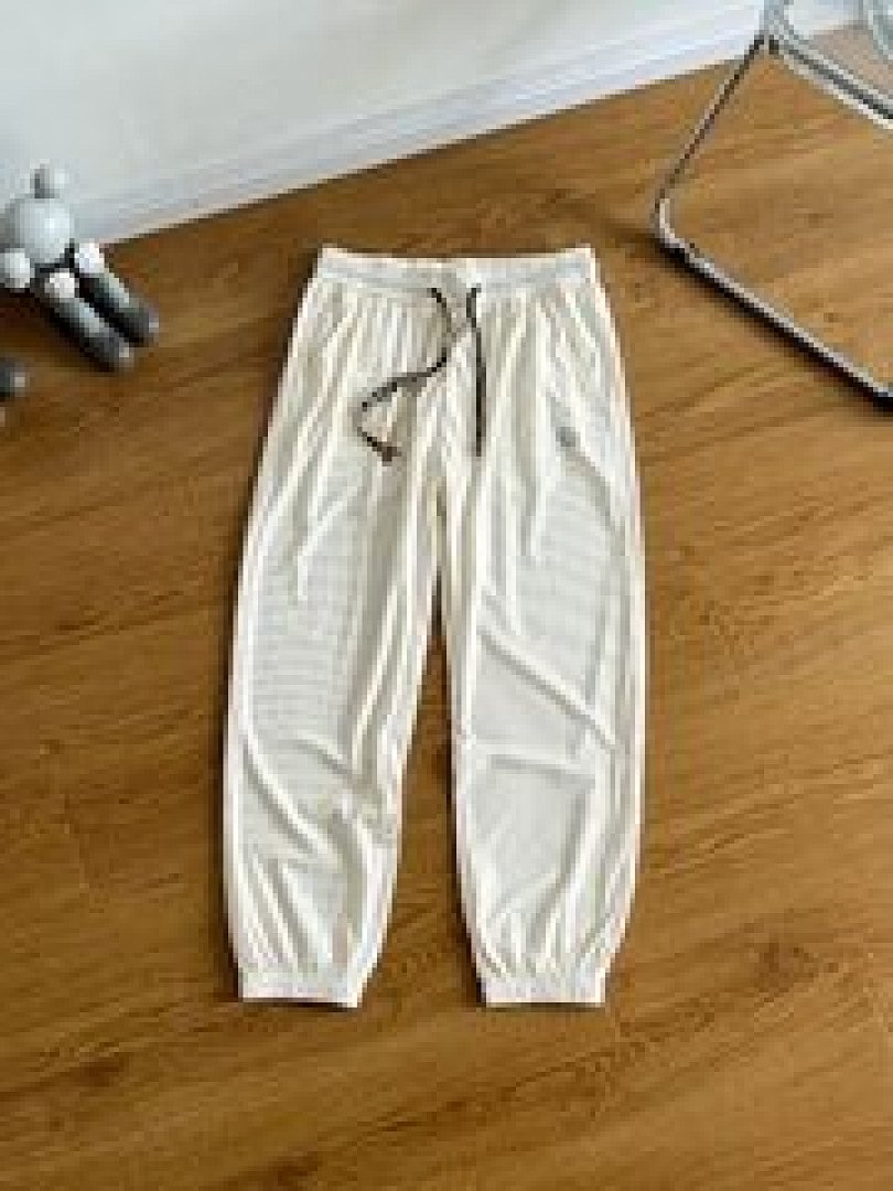 Christian Louboutin Lululemon - Image 12