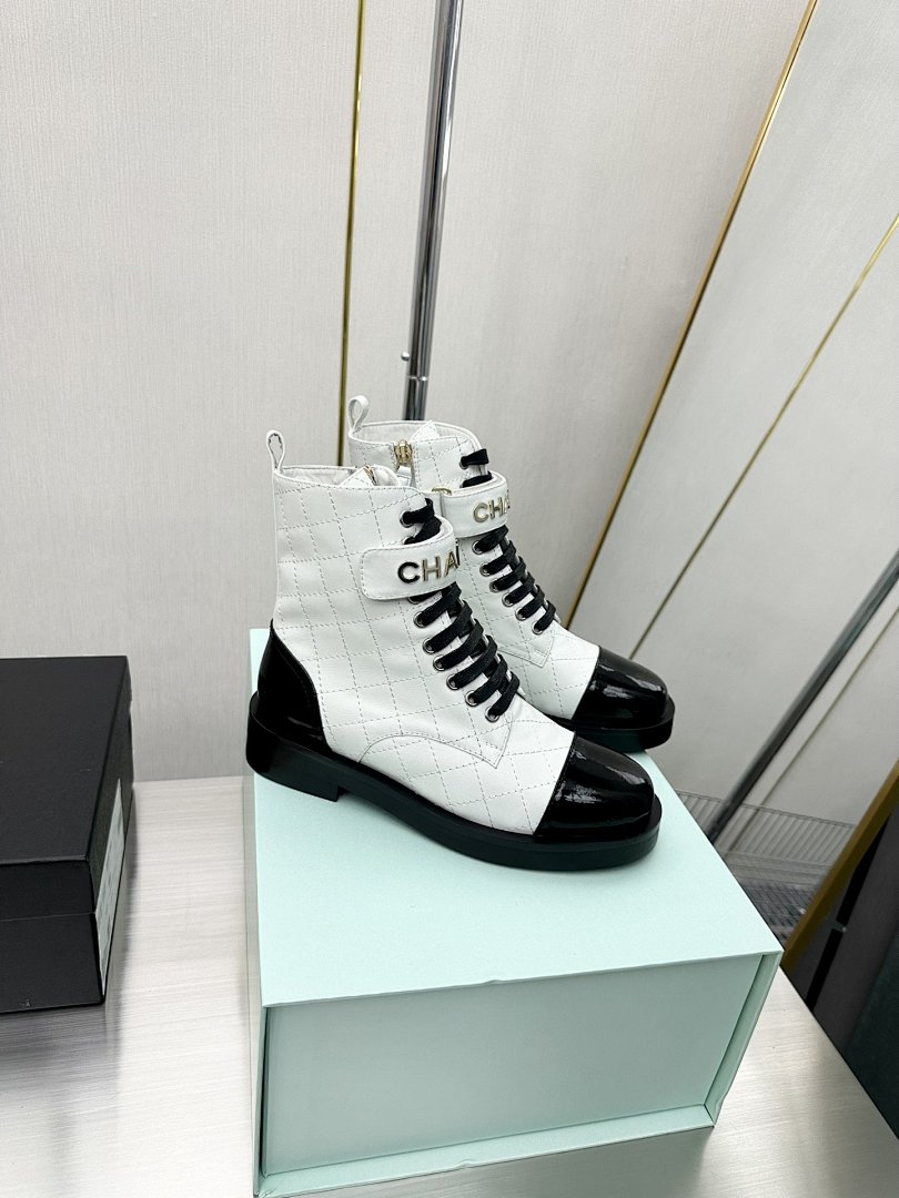 Other Chanel Boots - Image 112