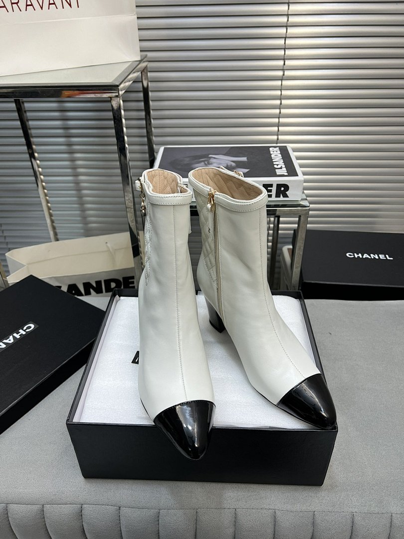Other Chanel Boots - Image 56