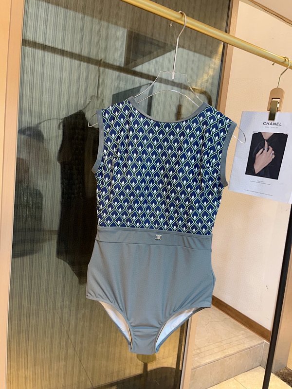 Yoga Wear, photo 1