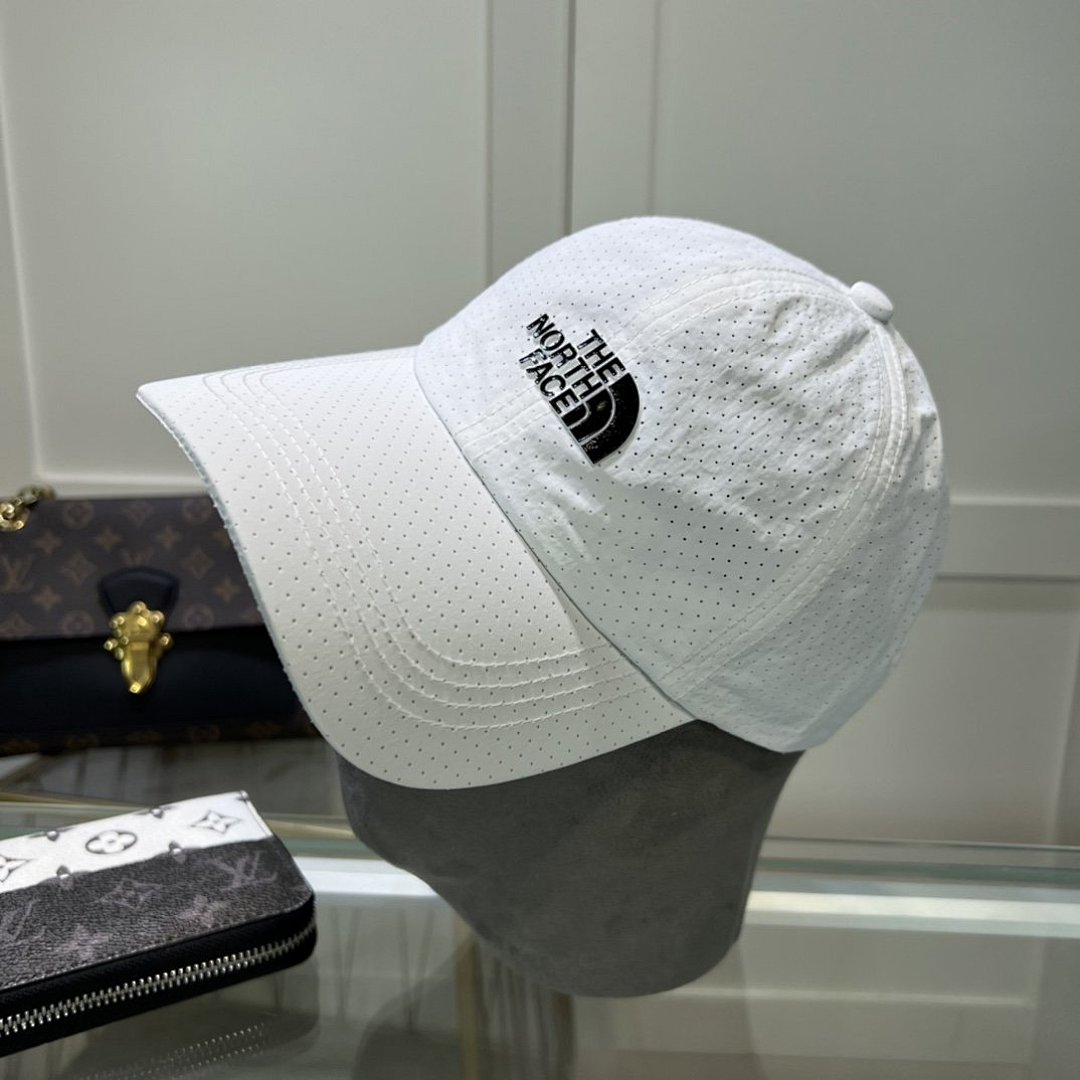 Other Gucci Hat - Image 86