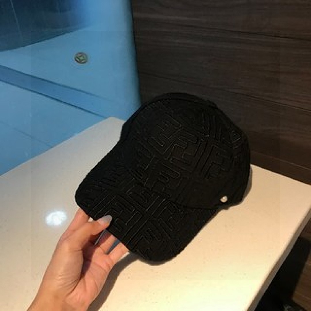 Other Fendi - Image 112