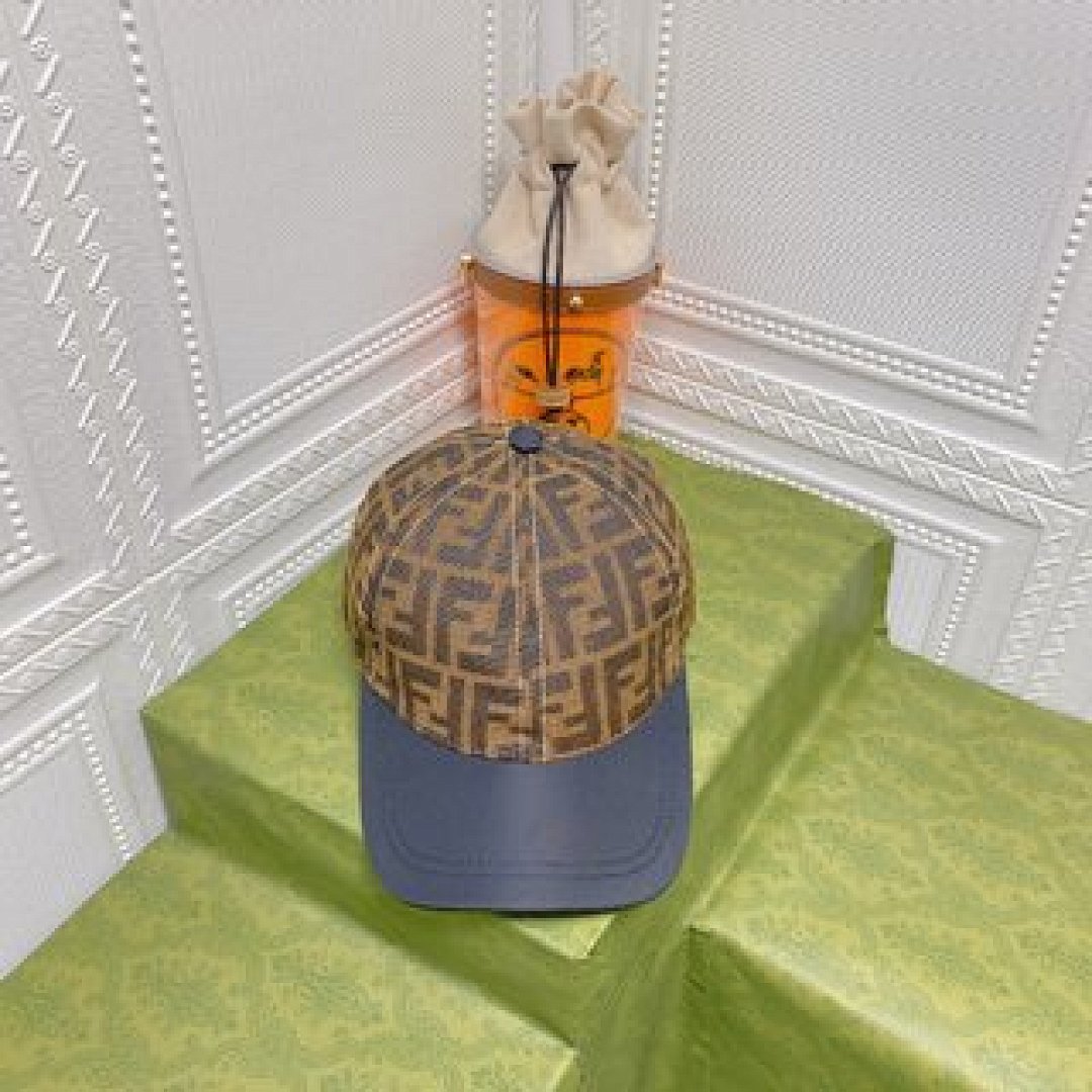Other Fendi - Image 65