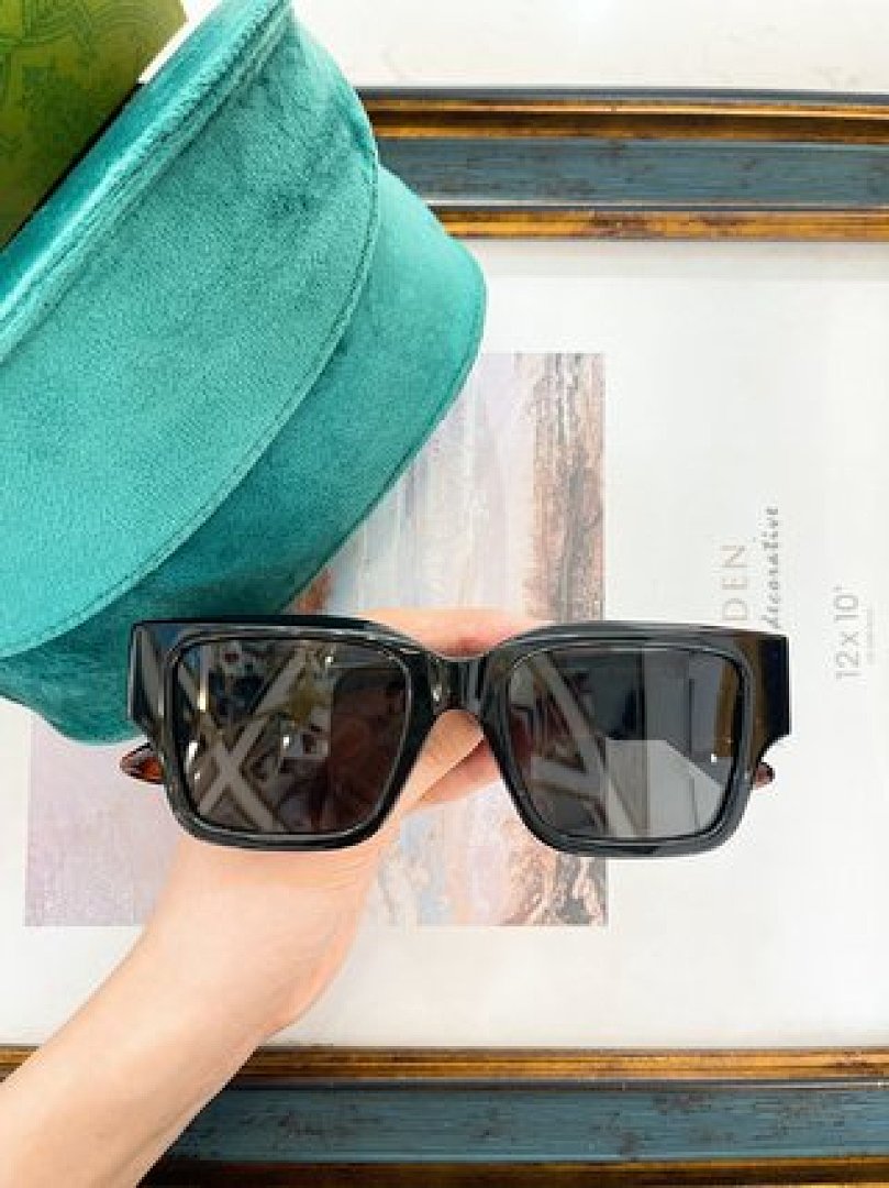 Other GUCCI Sunglasses - Image 57