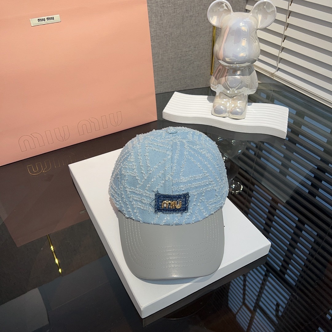 Hat, photo 1