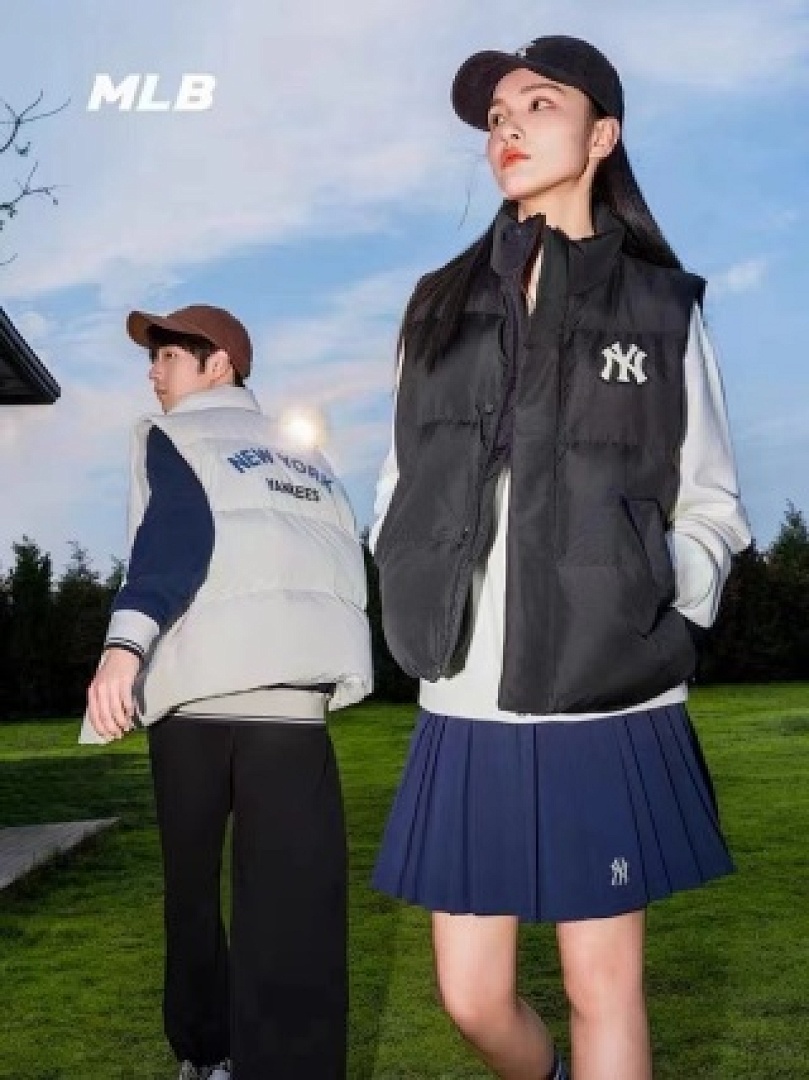 Christian Louboutin MLB - Image 44