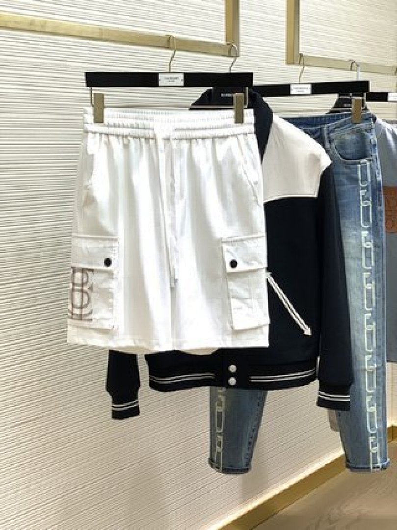 Other Burberry - Image 93