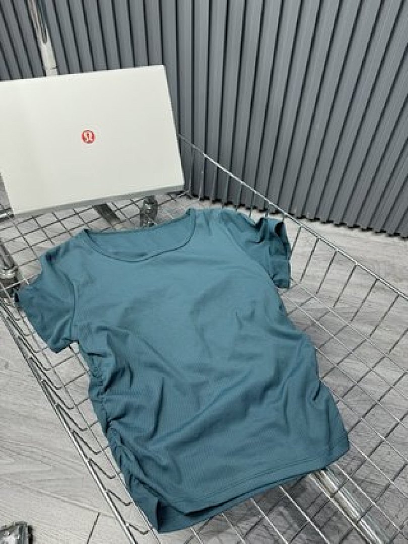 Christian Louboutin Lululemon - Image 88