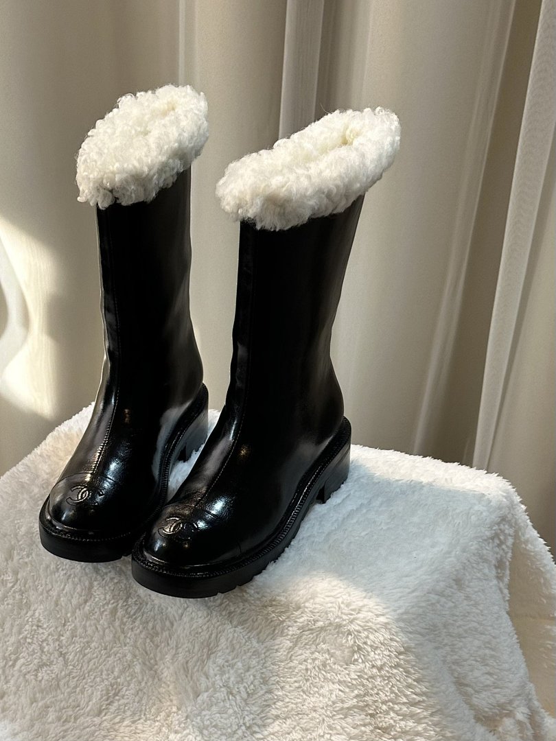 Other Chanel Boots - Image 12