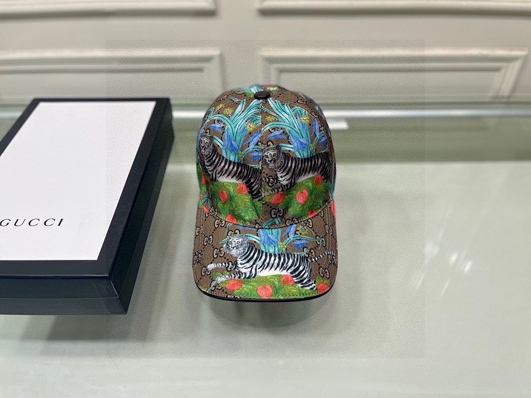 Other Hat, photo 1