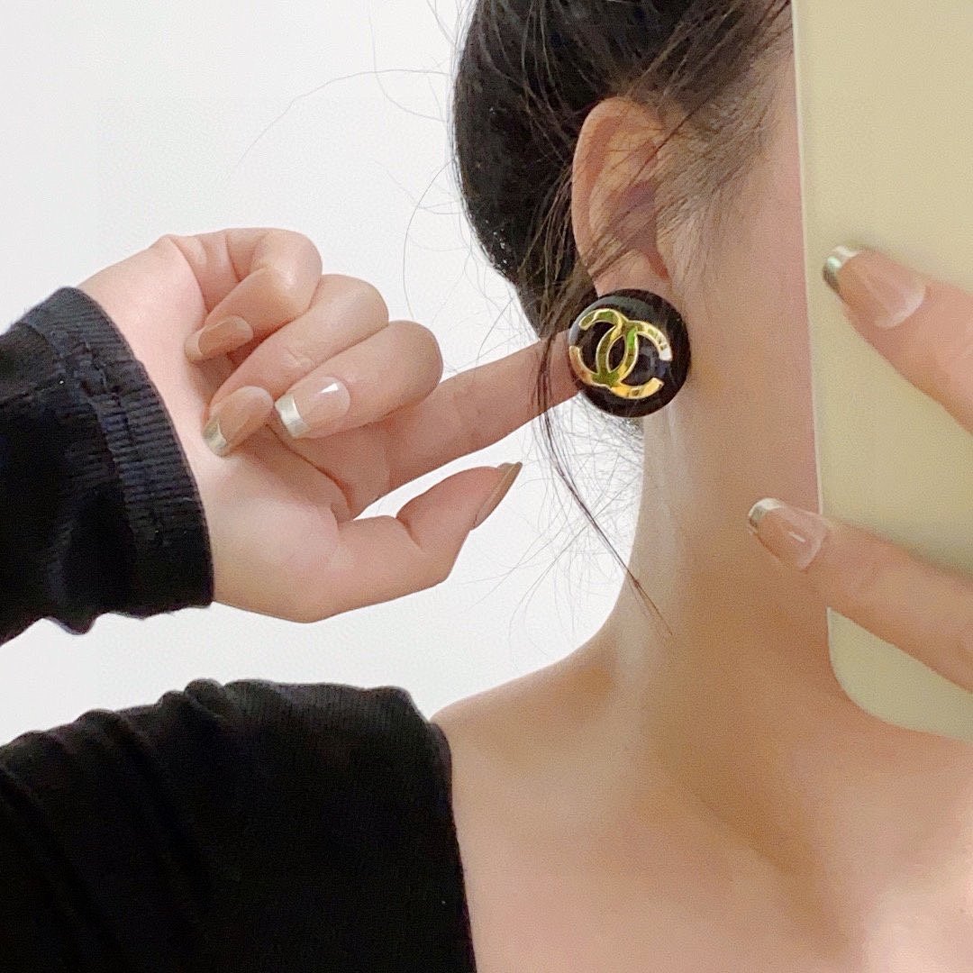 Other Chanel - Image 60