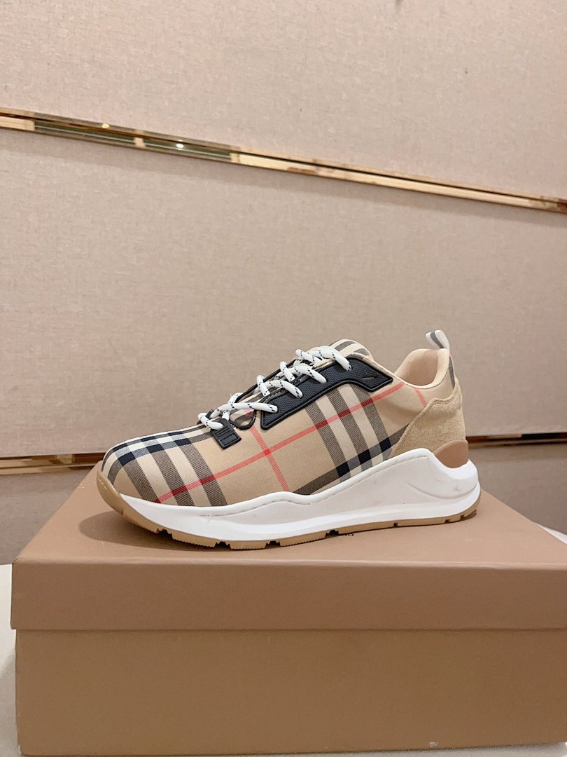 Other Burberry Shoes - Image 59