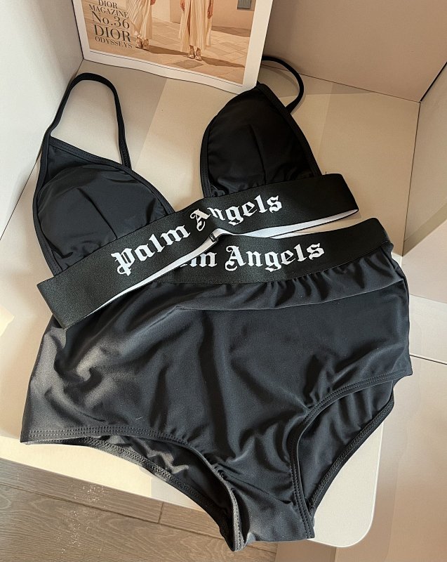 Other Bikini, photo 1