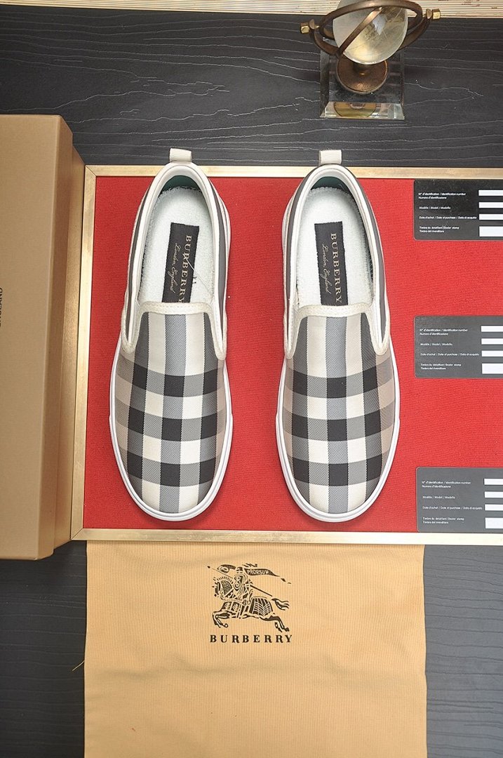 Other Burberry Shoes - Image 115