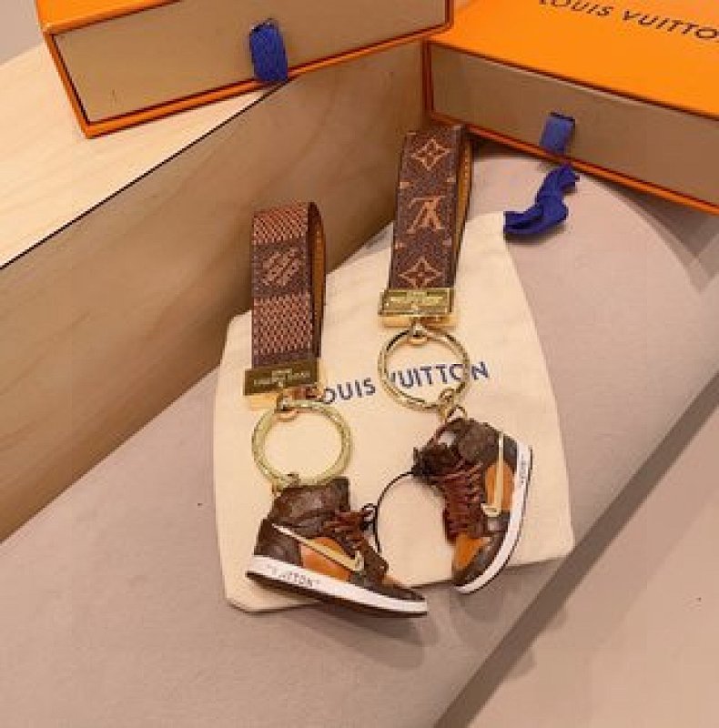 Other Lv, photo 1