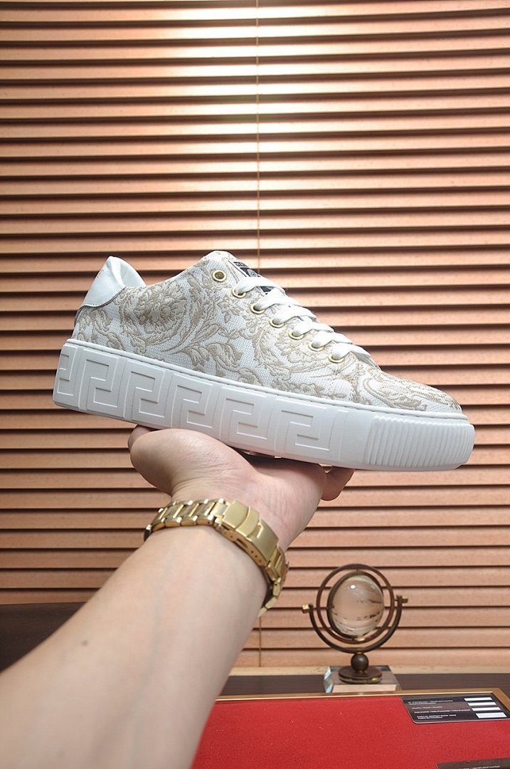 Other Versace Shoes - Image 7