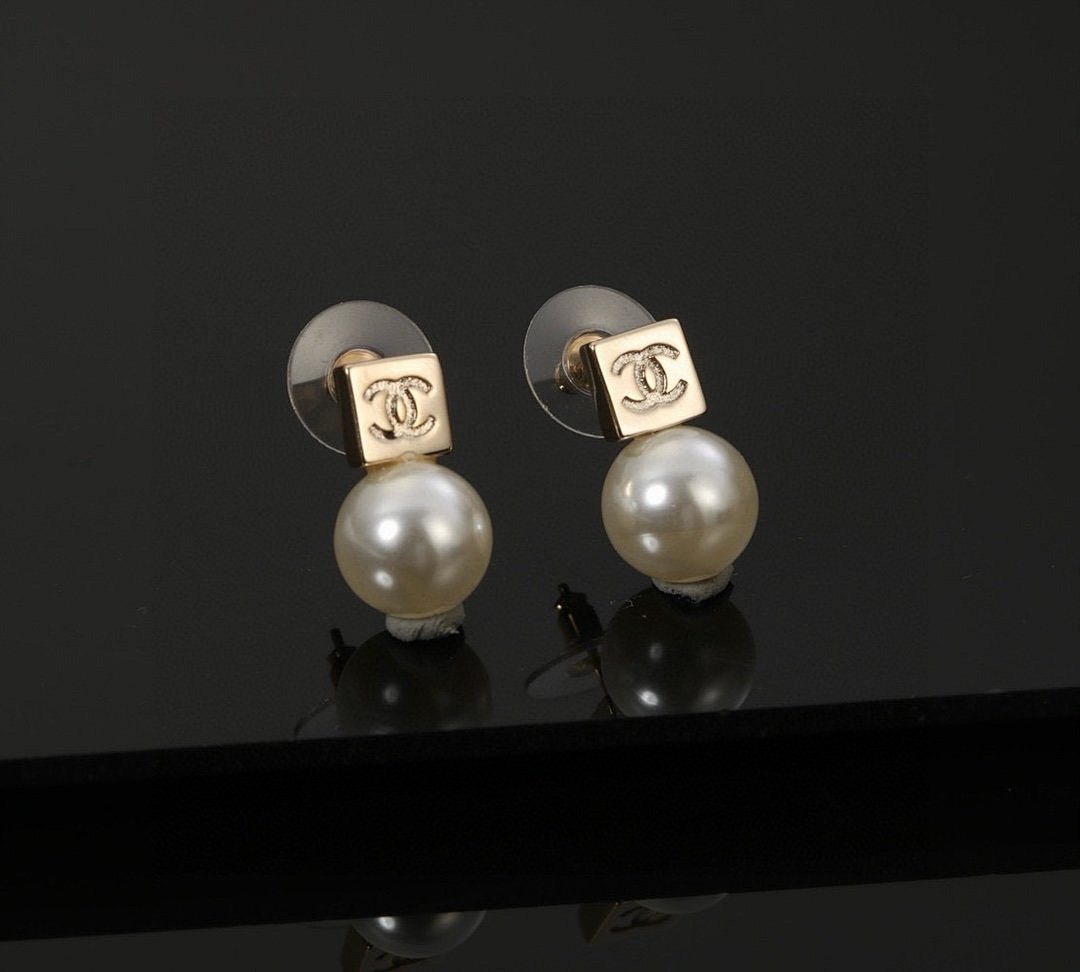 Other Chanel - Image 22