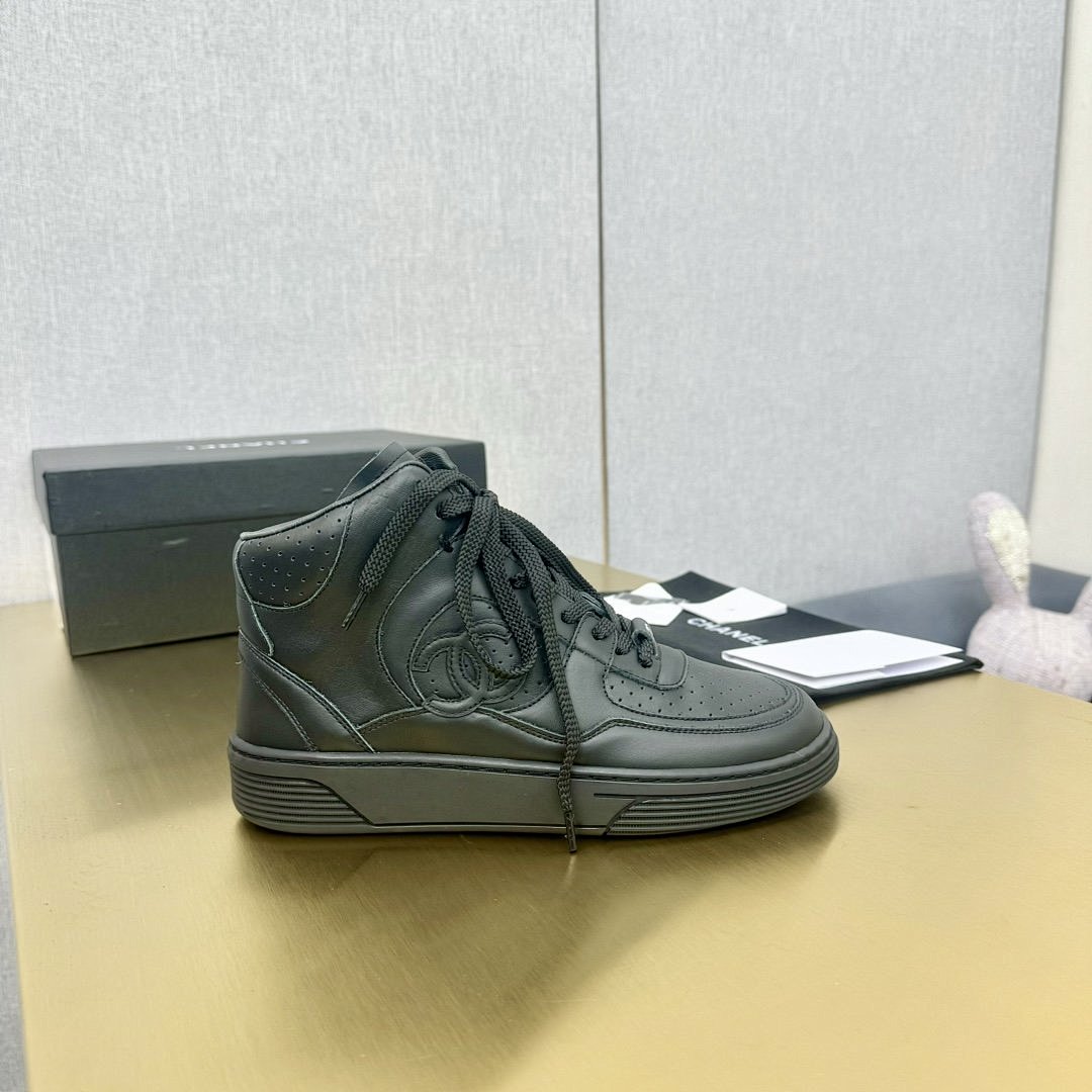Other Chanel Boots - Image 3