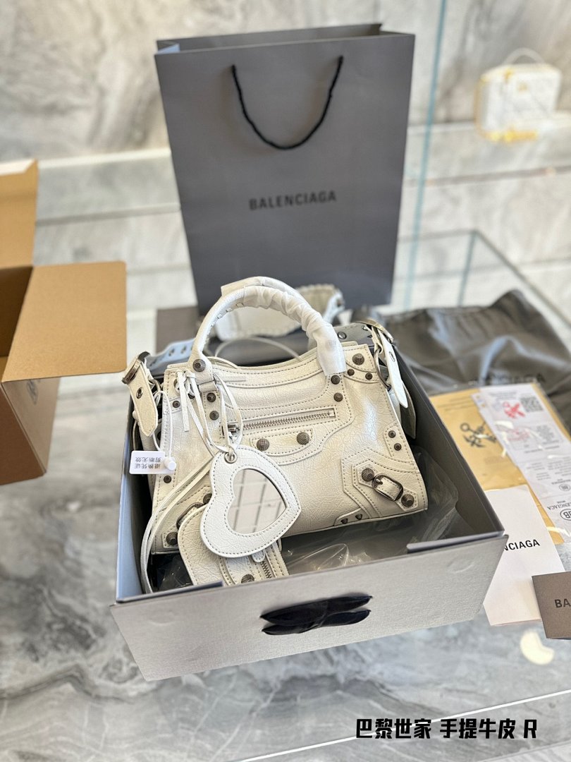 Other Balenciaga - Image 97
