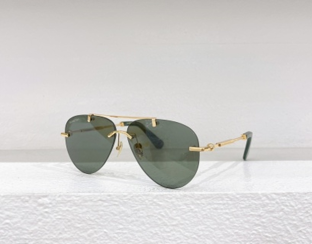 Other BURBERR Sunglasses - Image 68