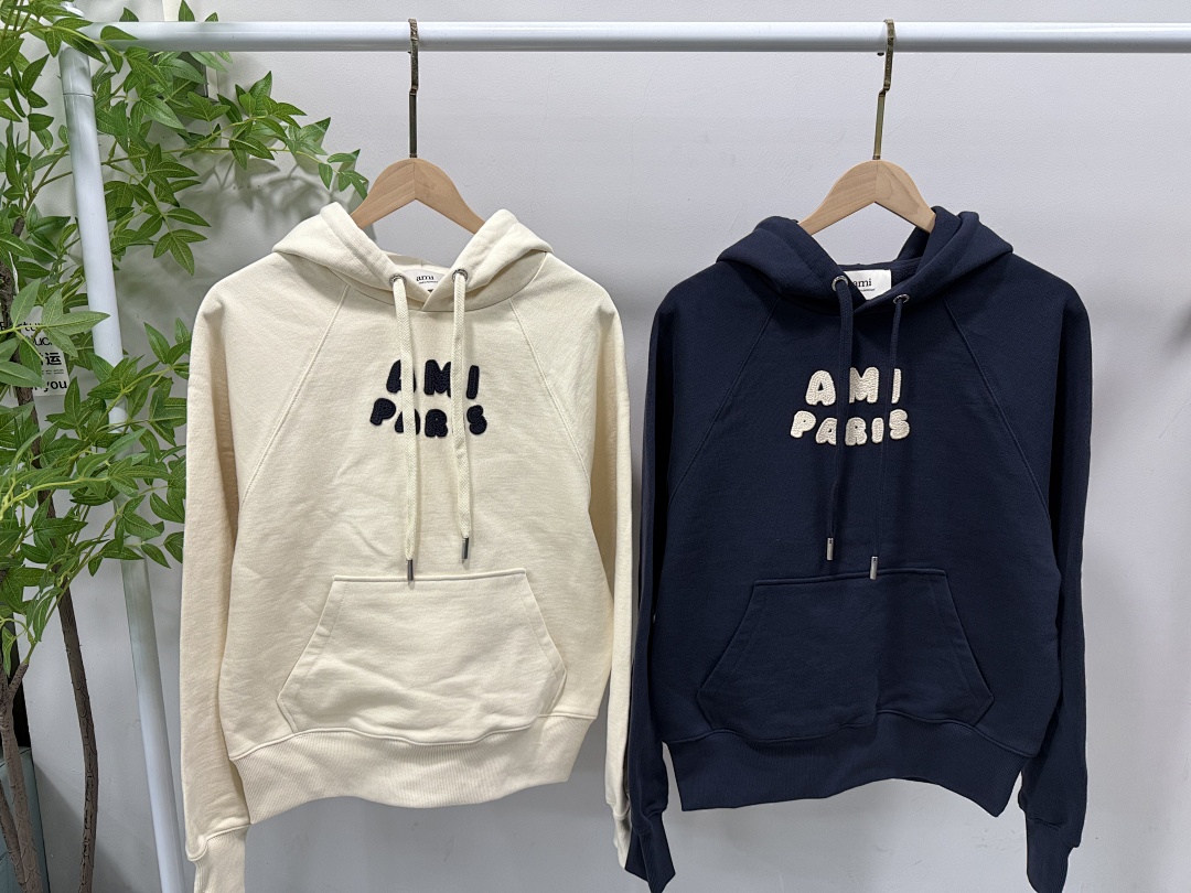 Unbranded AMI Embroidered - Image 4