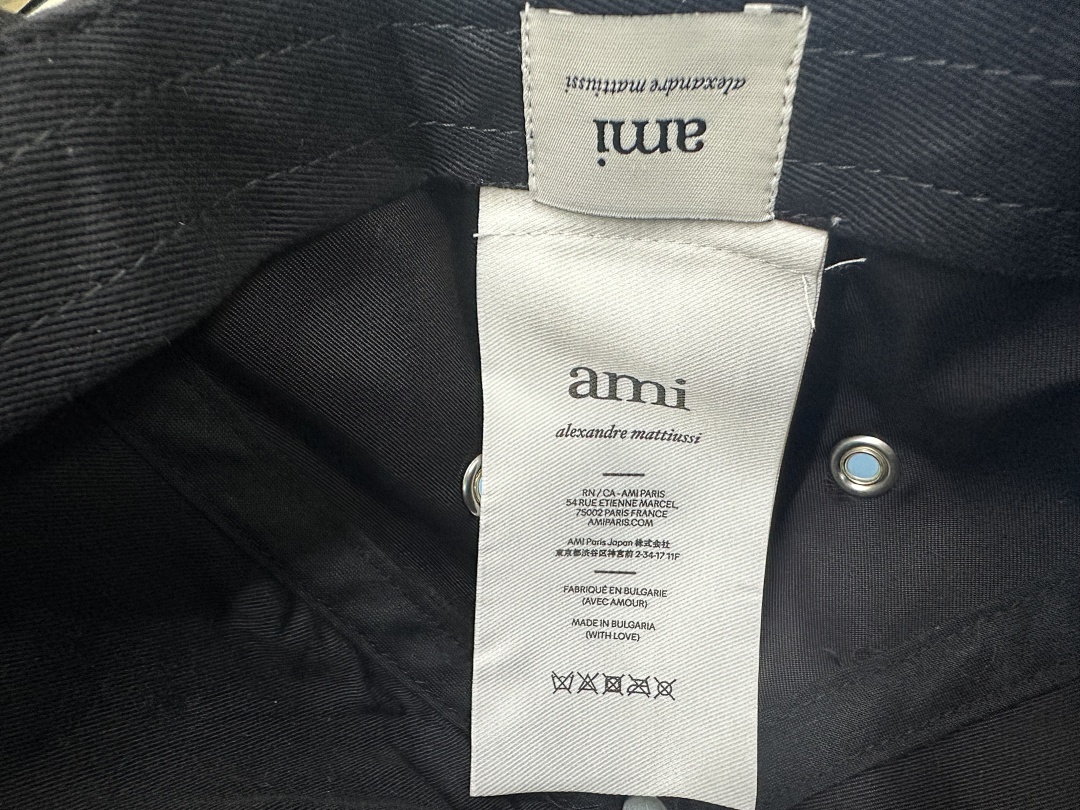 Unbranded Metallic LOGO - Image 24