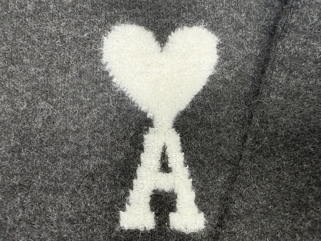 Unbranded Camel Collar Fleece Alpaca Sweater - Image 13