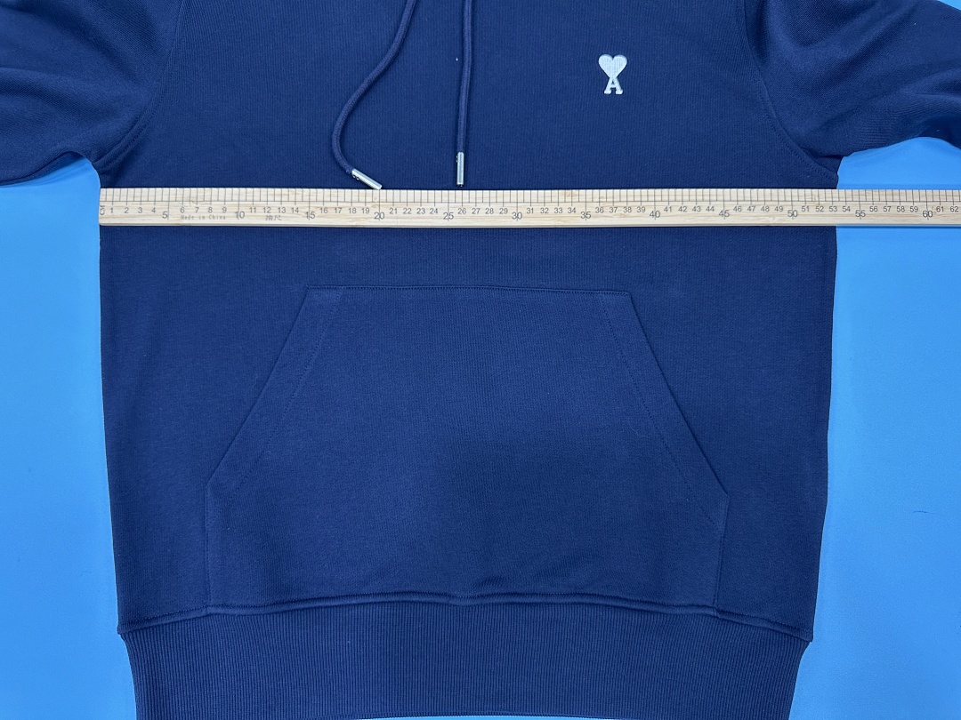 Unbranded 2025 White Badge Hoodie - Image 7