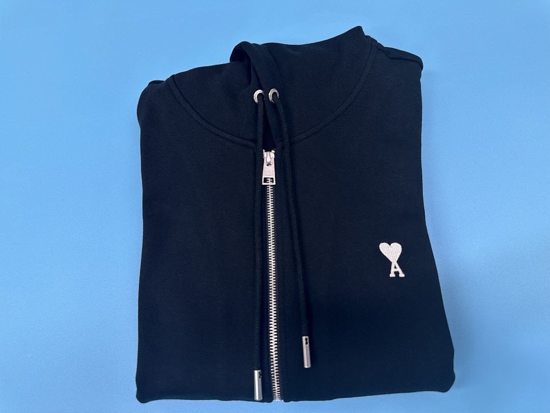 Unbranded 2025 White Badge Zipper Hoodie - Image 66