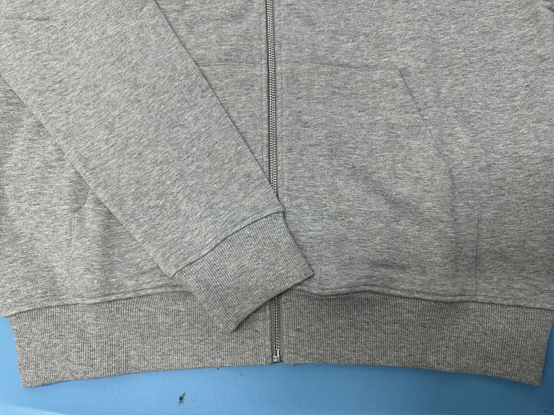 Unbranded Small Label - Image 35