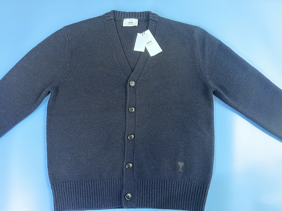 Unbranded Velvet Black Small Label - Image 24