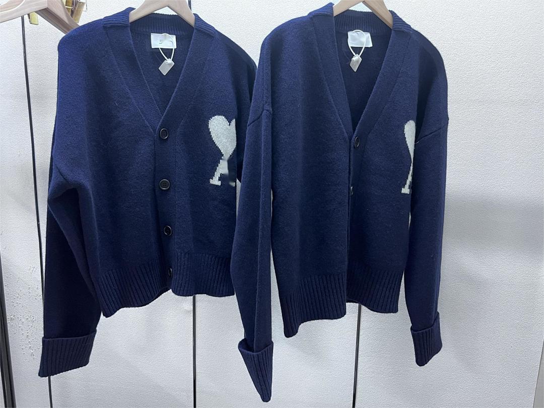 Unbranded Velvet Big Label Fleece - Image 33