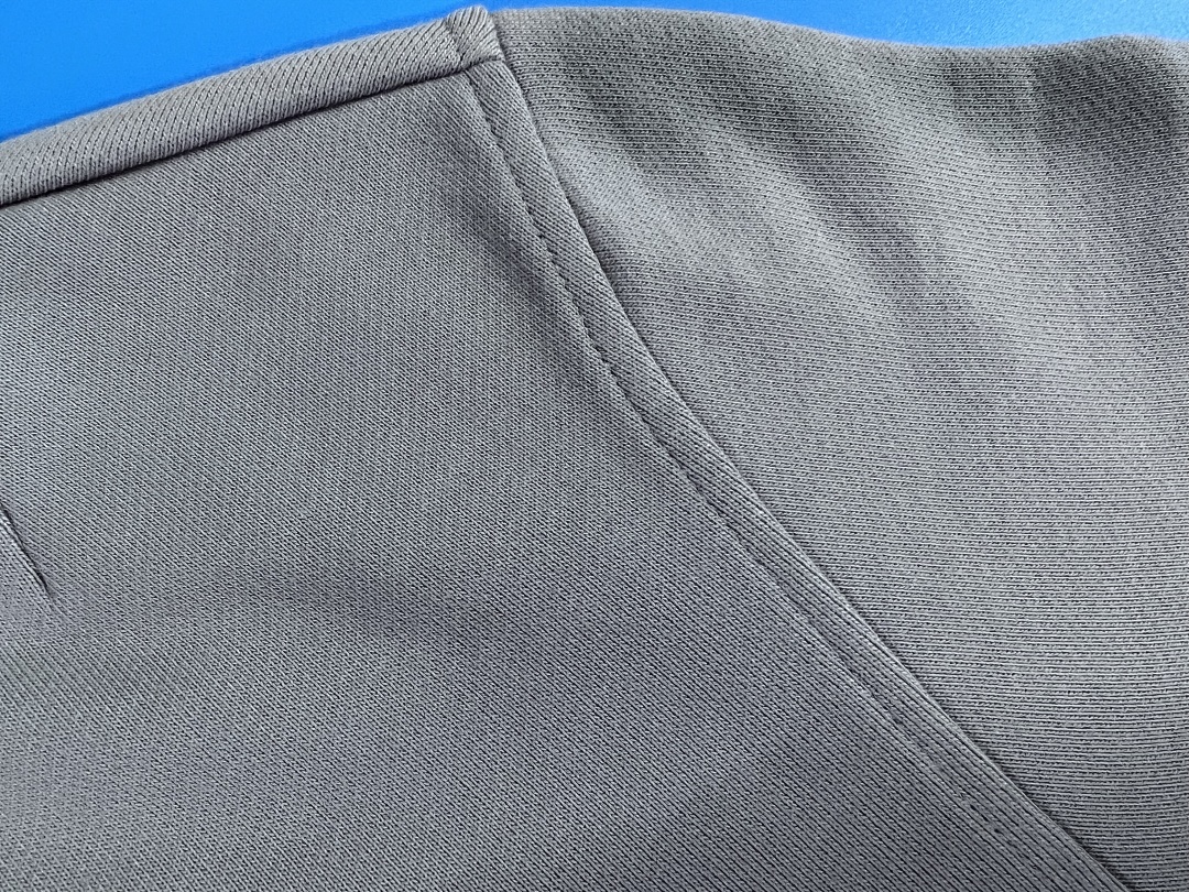 Unbranded Small Label - Image 17