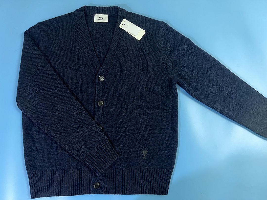 Unbranded Velvet Black Small Label - Image 10