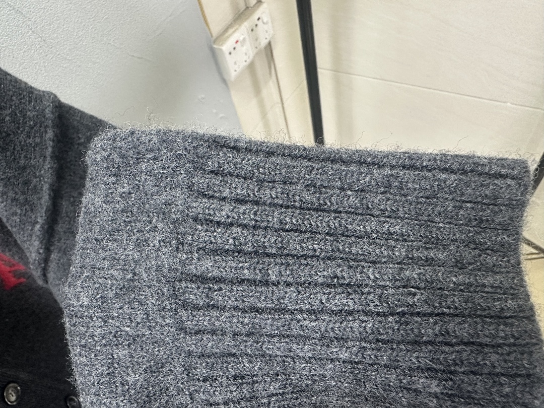 Unbranded 24 Fleece - Image 34