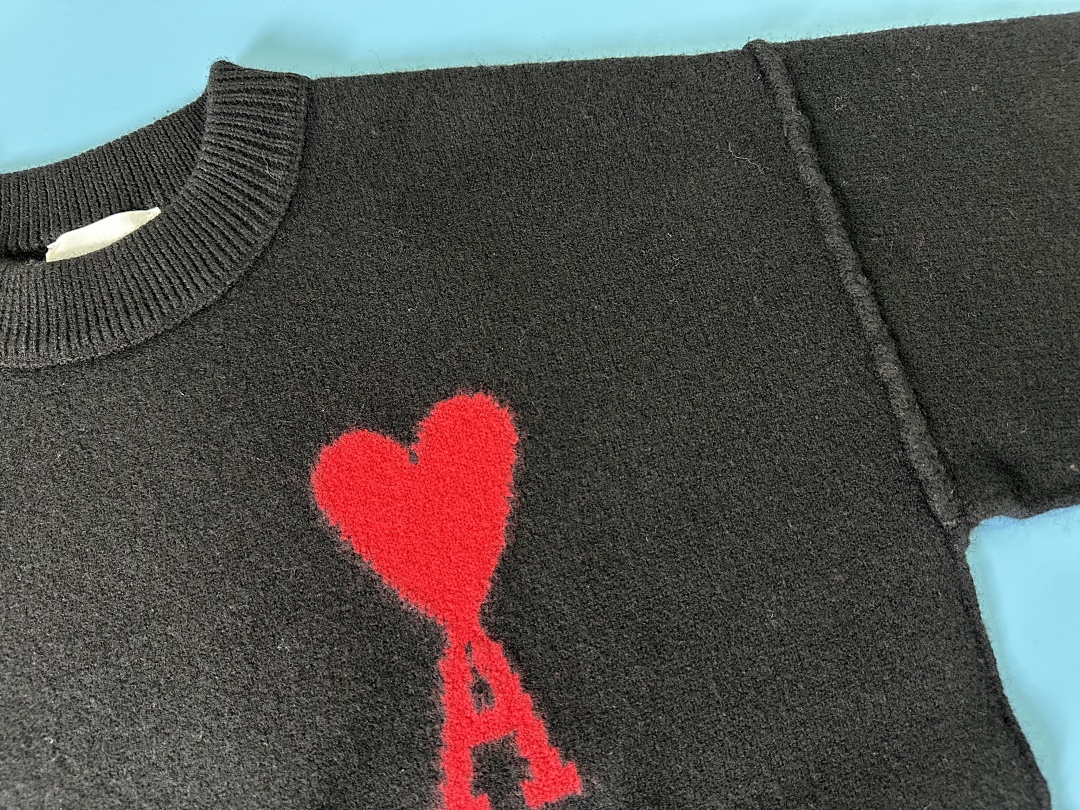 Unbranded 24 Red Big Label Collar Fleece - Image 16