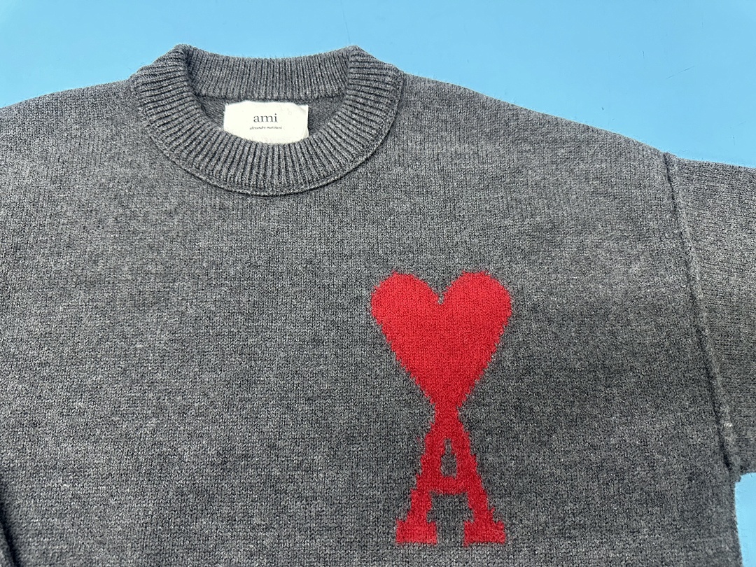 Unbranded 24 Red Big Label Collar Fleece - Image 68