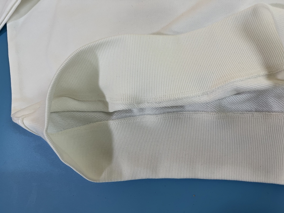 Unbranded Small Label - Image 35