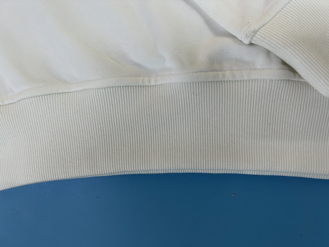 Unbranded Small Label - Image 26