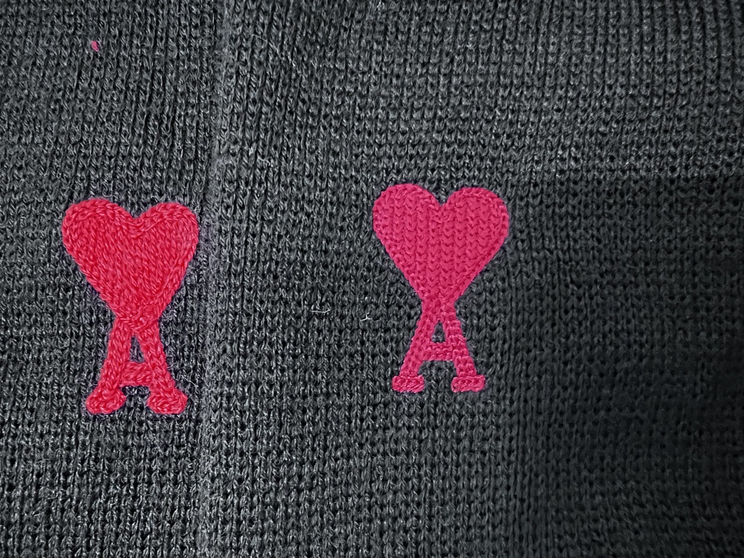 Unbranded Small Label Fleece - Image 13