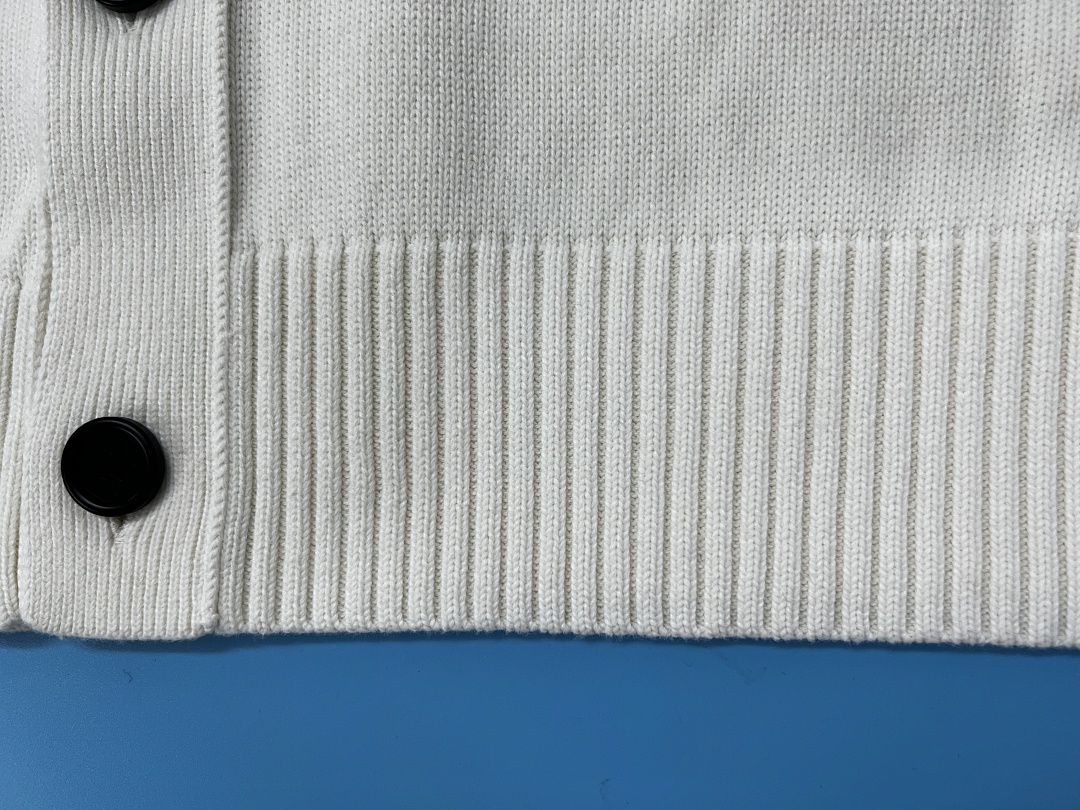 Unbranded Big Label Fleece - Image 38