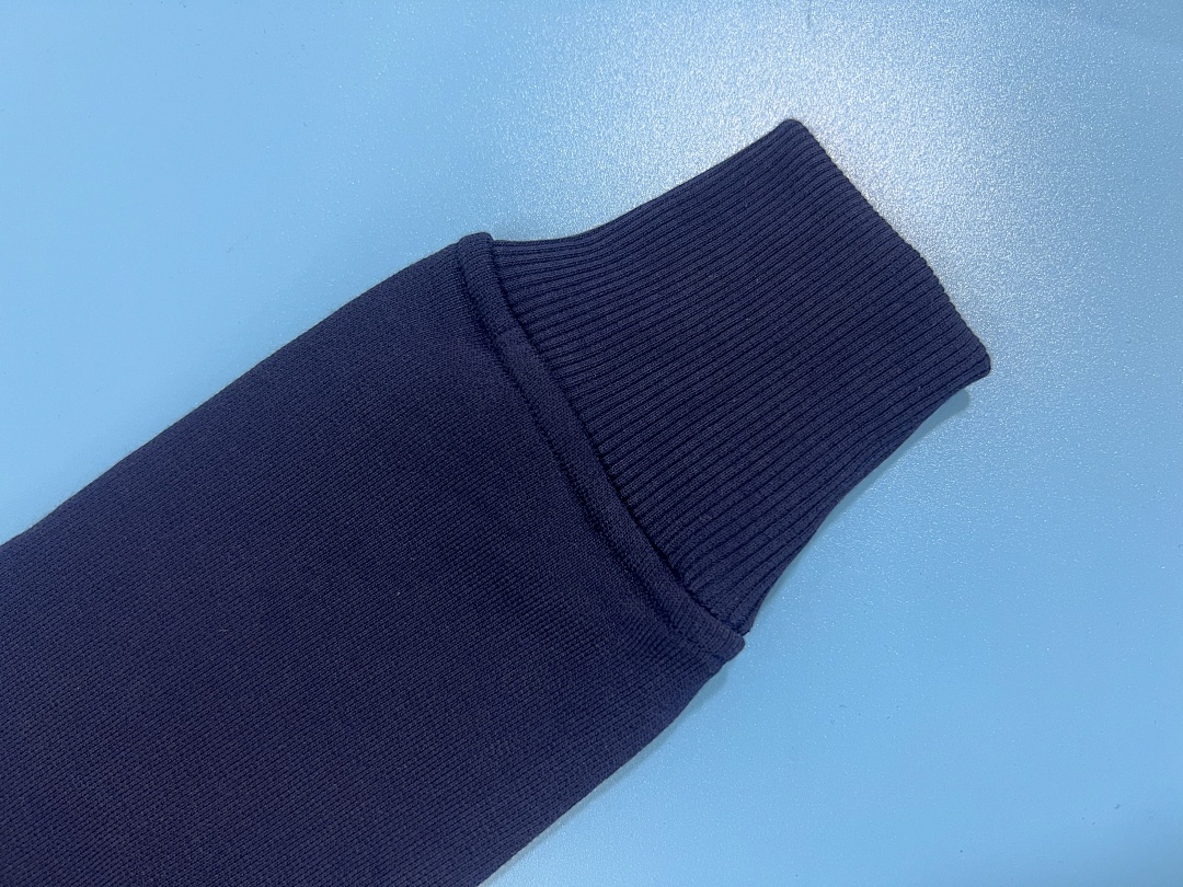 Unbranded Small Label - Image 76