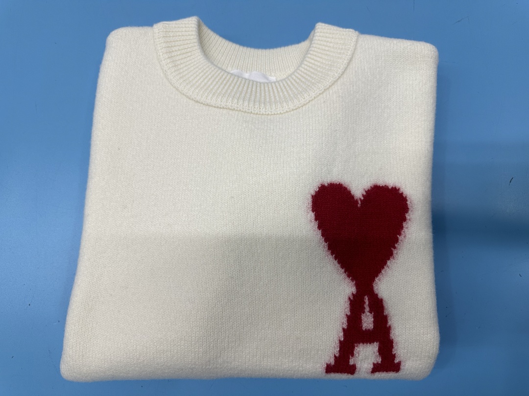 Unbranded 24 Red Big Label Collar Fleece - Image 40