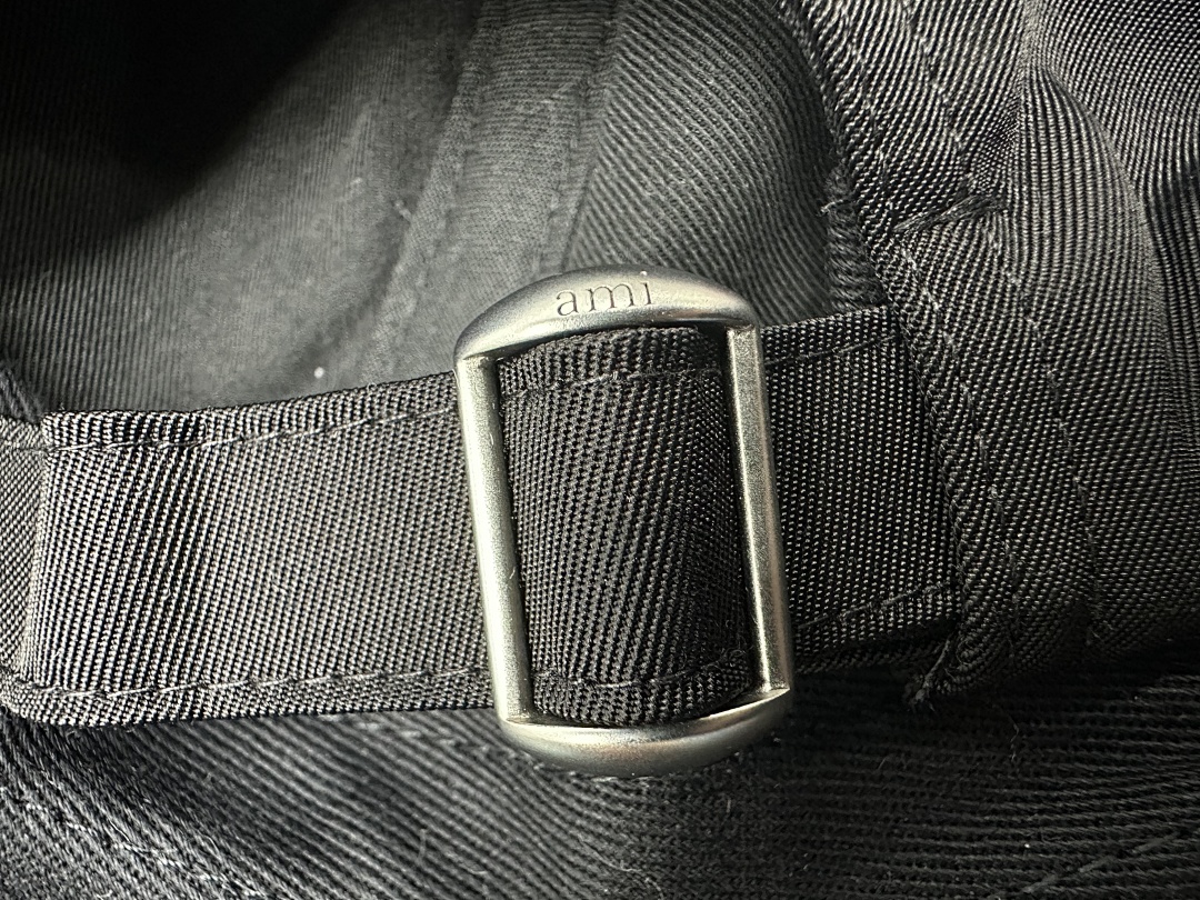 Unbranded Metallic LOGO - Image 18