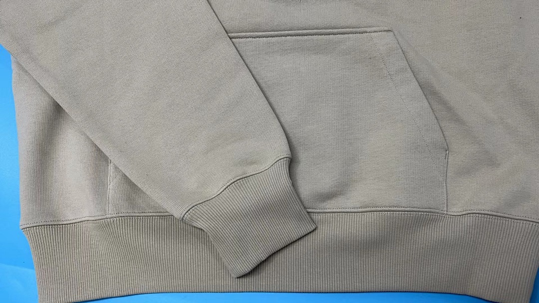Unbranded Sleeve Small Label - Image 55